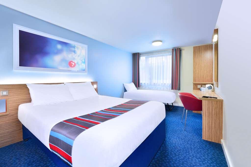 Travelodge Newcastle Central Cameră foto